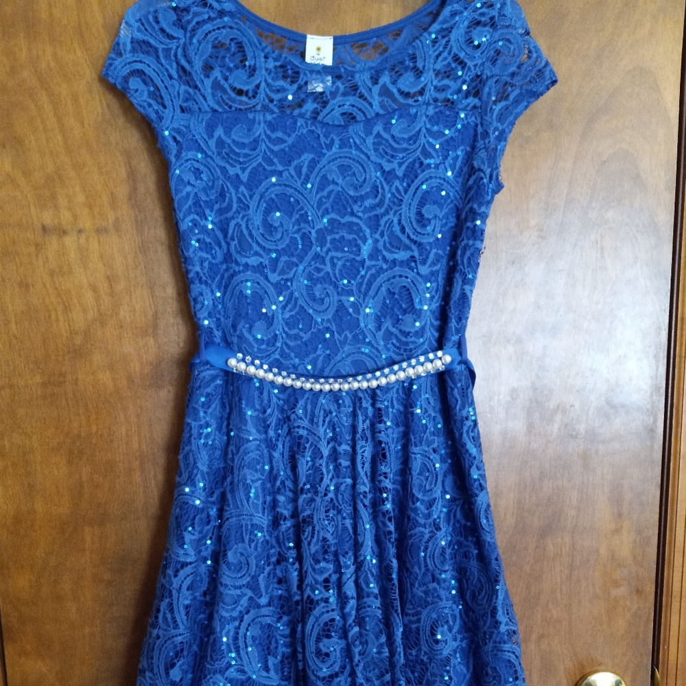 GIRLS SIZE 14 BLUE LACE SPARKLE DRESS WITH PEARL BELT FOR PAGEANT OR PARTY